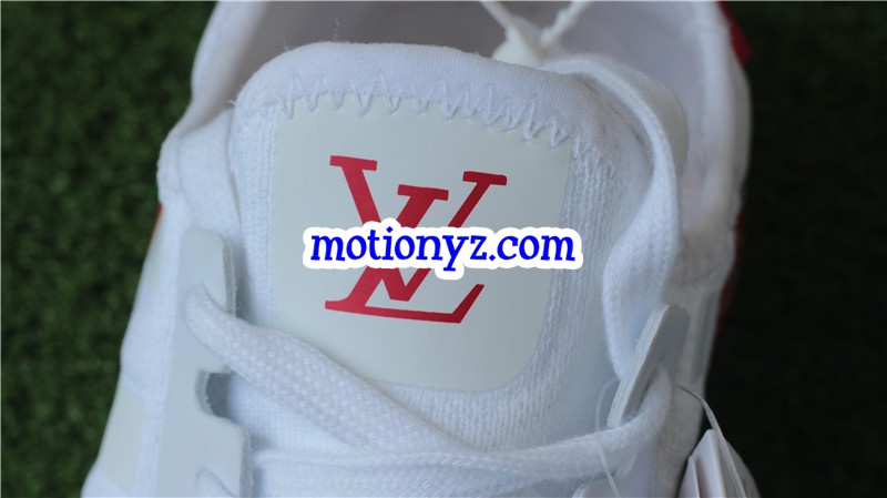 Real Boost Adidas NMD x Supreme LVS White